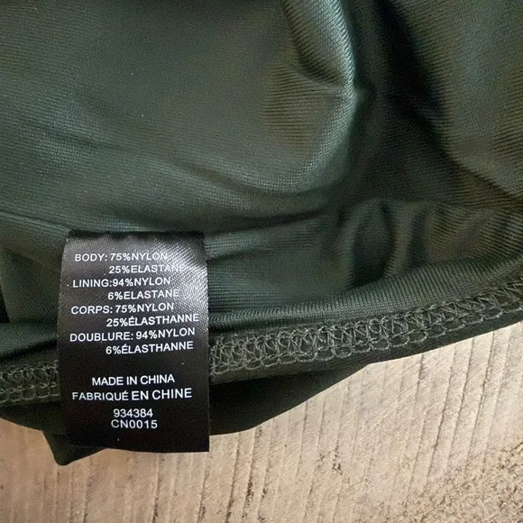 House of Harlow Emerald Green Long Sleeve V-Neck Bodysuit Size XS - Picture 5 of 5